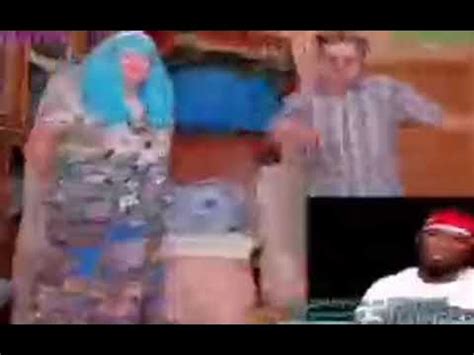 Людмурик и гобзавр флексят в шакальном качестве - YouTube