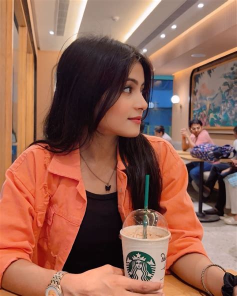 Priya ️🧿 | 🧡💚 @_its_priaa_16 . . #instamood #instapost #priaa_ | Instagram