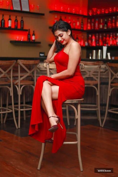 Sri Lankan actress model Piumi Hansamali latest Beautiful Photoshoot