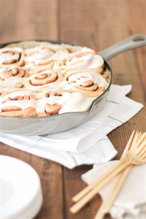 Cinnamon Rolls Recipe With Cream Cheese Frosting