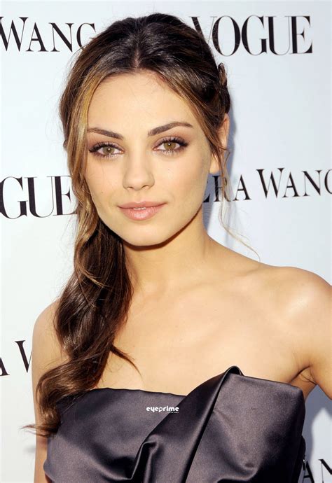 Mila Kunis Hot Wallpaper: Mila Kunis Hair