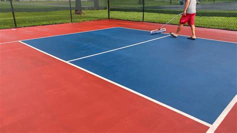 Indoor vs Outdoor Pickleball – Pros and Cons of Each - PickleVine.com