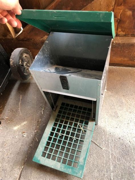 futterautomat huehner kaufen auf ricardo