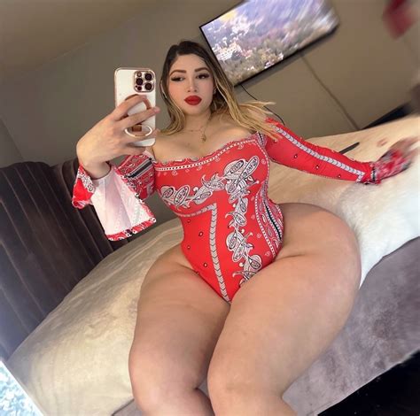 deisy garcia (@deisycurvydoll) • Threads, Say more