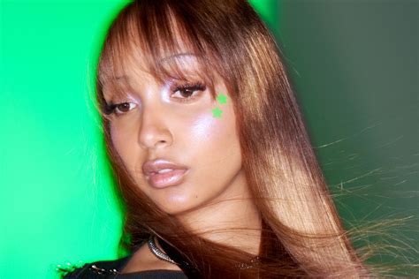Starface Launches New Tea Tree Pimple Patches With PinkPantheress ...