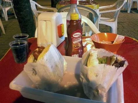 Esquilo Lanches - Esquilo Sanduíches (2 estrelas) - Casal Gourmet