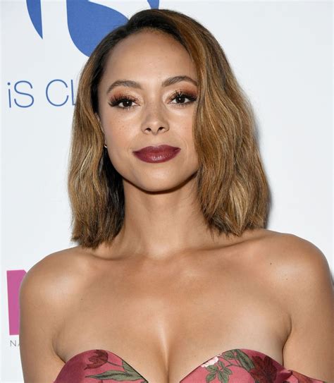 Amber Stevens West Sexy (5 Photos) | TheSexTube
