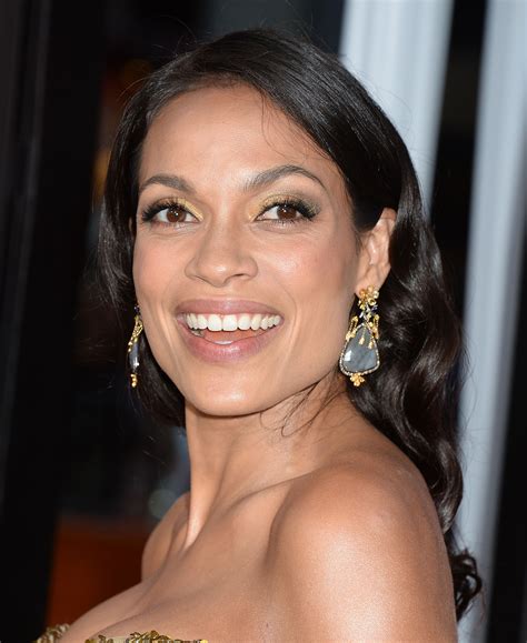 Rosario Dawson Shows Her Naughty Parts – The Fappening Leaked Photos