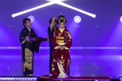 Japan: Japanese Bride | World Expo