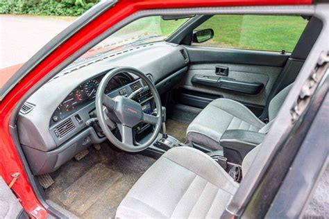 1992 Geo Prizm GSI Interior | Barn Finds