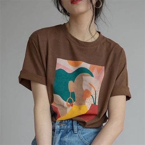Sommerliche grafische T-Shirts aus Baumwolle | Casual tops, Loose tees ...