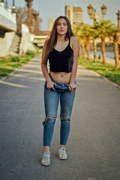 Hot woman in sexy tight jeans | Scrolller