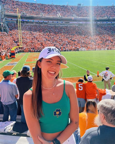 meg lee | first cfb game!! (as a fan!!) | Instagram