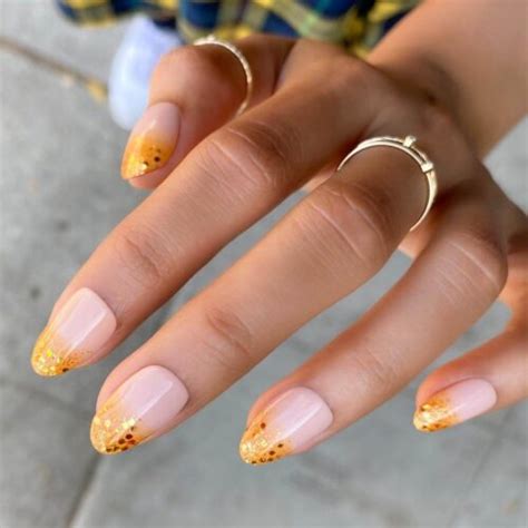 31 Trendy Fall Nail Designs - Ak Pal Kitchen