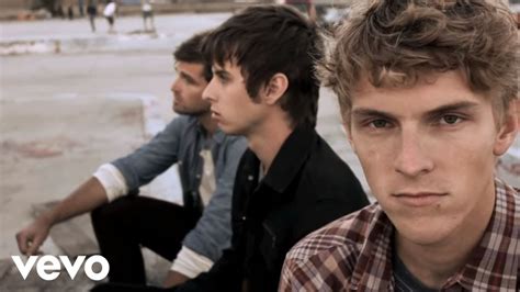 Letra original y traducida de Foster the People - Pumped up kicks