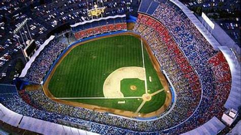 What to Eat at Dodger Stadium, Home to LA's Dodgers - Eater LA