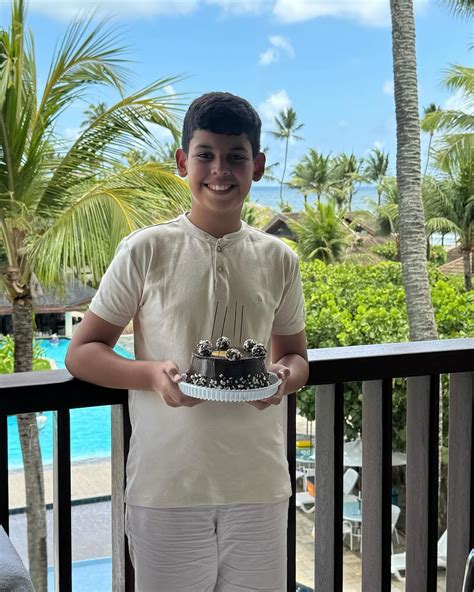 Renata Helena (@rhelena8813) • Instagram photos and videos