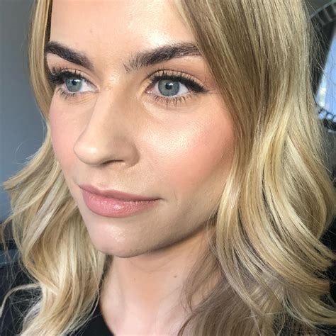 Hayley Thompson Nude