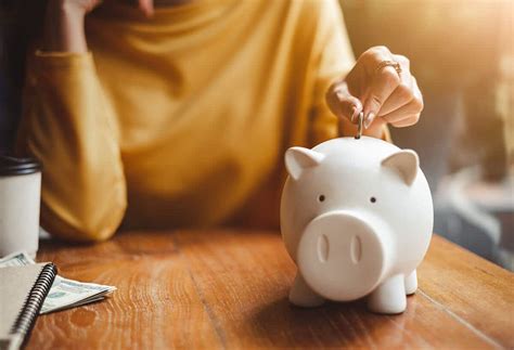 Easy Ways to Start Saving 