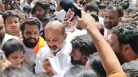 Bandi Sanjay Detained For Protesting With Group 1 Aspirants