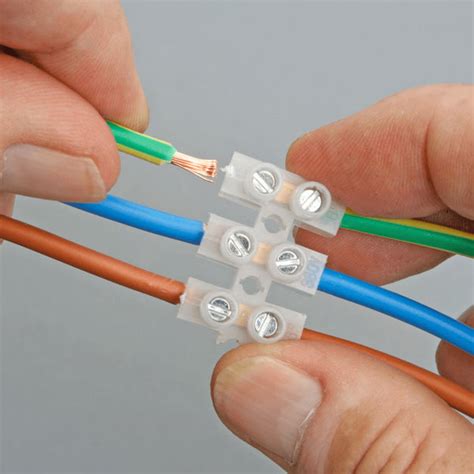 The Top 10 Most Common Types of Wire Connectors: A Beginner's Guide ...