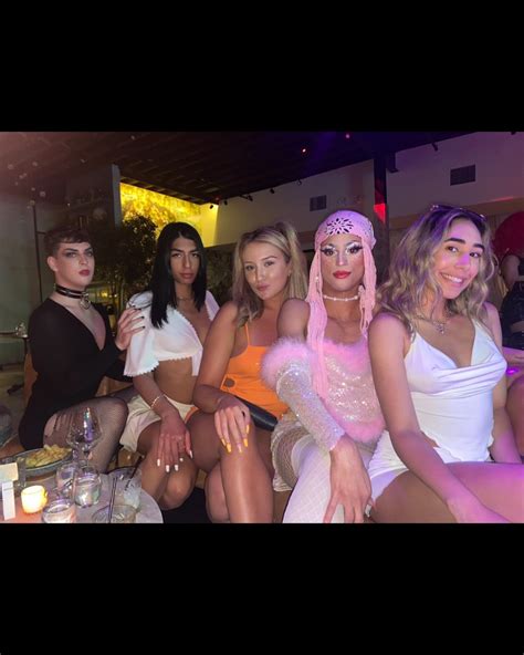 👽 (@valentinamarie) • Instagram photos and videos