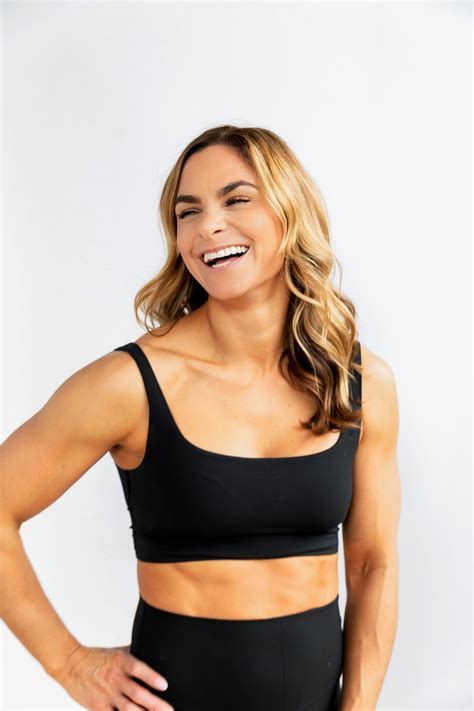 If your ab workouts are giving you breadloaf abs 🍞 instead of strength