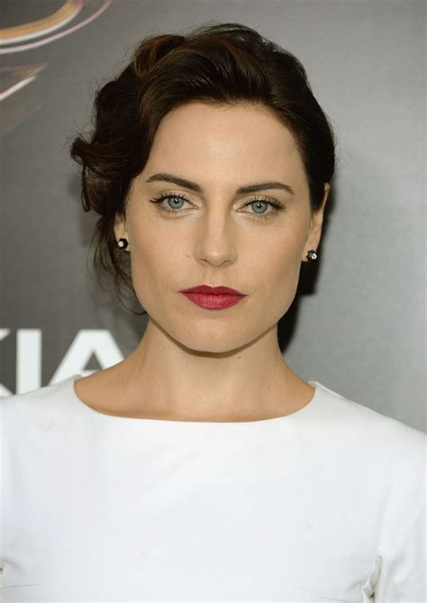 Antje Traue's Instagram, Twitter & Facebook on IDCrawl