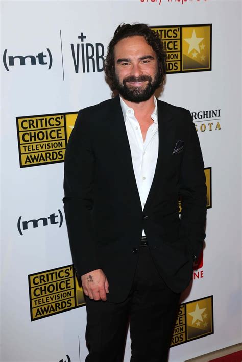 Johnny Galecki's Height, Net Worth and Wife (Details Revealed)