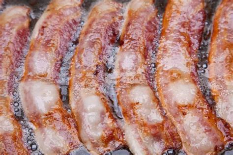 how to tell bacon is cooked