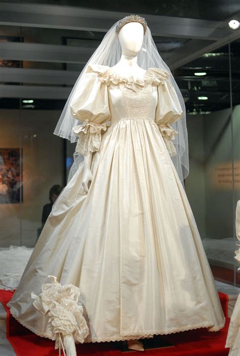 Princess Diana Burial Clothes