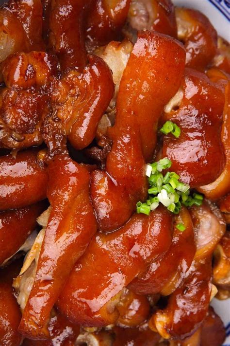 Easy Braised Pig’s Tail (Sticky Pork Tail Recipe)