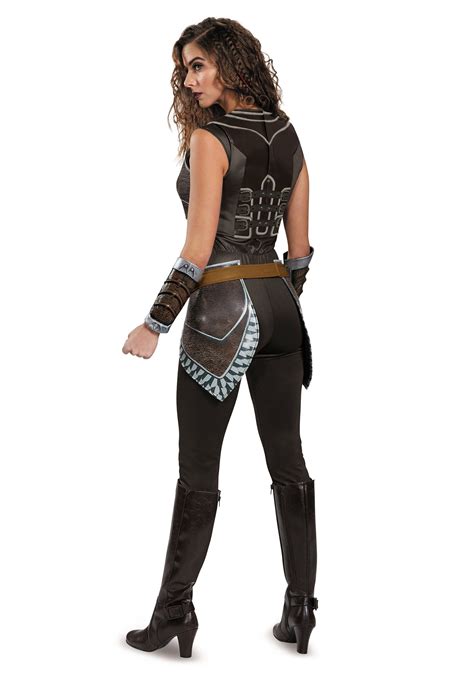 adult garona deluxe costume