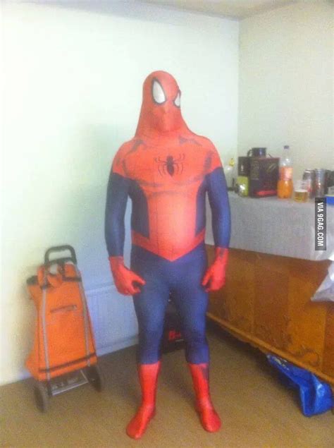 So my cousin bought a ''one size fits all'' Spider-Man costume. - 9GAG