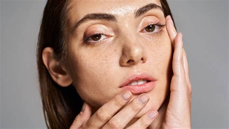 Can Your Under-Eye Discoloration Reveal Health Issues?