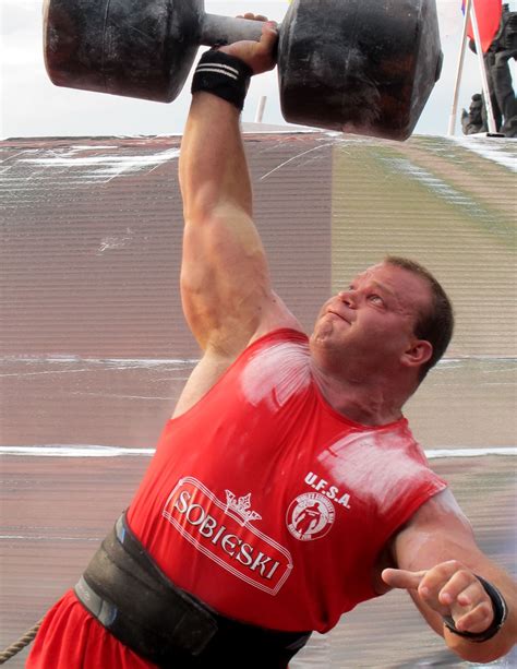 Make the Shoulders Feel Better to Lift Bigger Weights - Diesel Crew