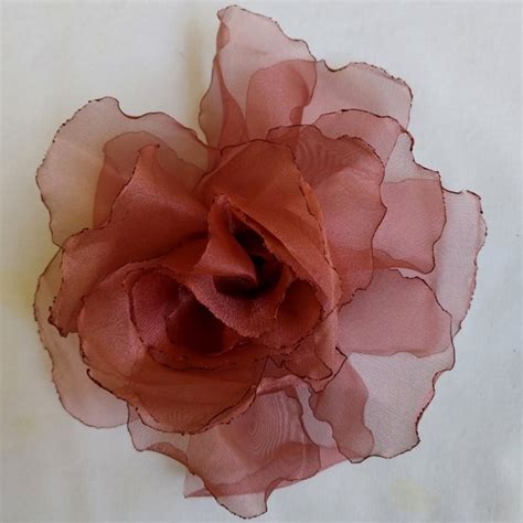Flor De Organza Grande - Grande Flor em Organza Terracota | Elo7 Produtos Especiais