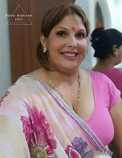 beautiful women beautiful women pictures aunty images