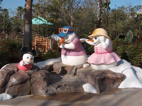 MidwestInfoGuide: Disney's Blizzard Beach