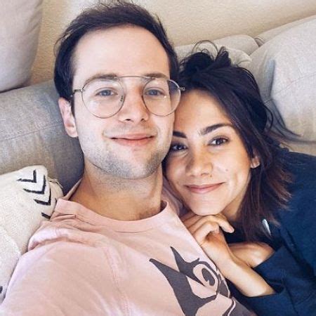 Love Beyond the Screen: Exploring the Genuine Relationship of Maggie