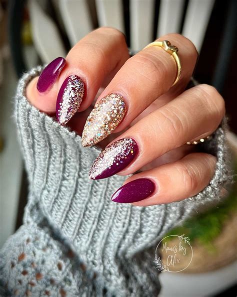 20 Latest Purple And Gold Nail Ideas To Try In 2024!