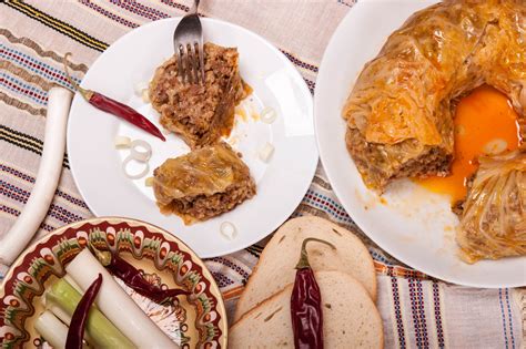 Лесна рецепта за мързелива зелева сарма. Вкусна сарма от кисело зеле в ...