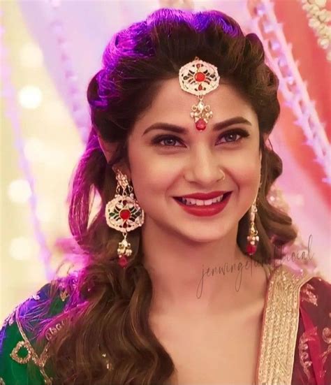 jennifer winget hairstyles  mangtika lehnga hairstyles  short