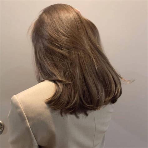 髪色・トーンって何？美容師が詳しく解説【レベル別のおすすめヘアカラーを紹介】- LALAヘアカタログ