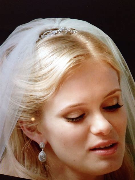 Wedding hair Wedding Hairstyles, Pearl Earrings, Fashion, Moda, Pearl