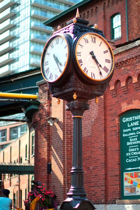 Toronto Travel Guide | Tara Michelle