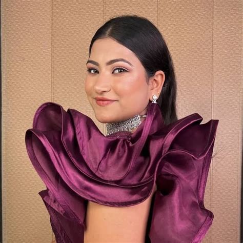 muskan mishra  mishram  threads