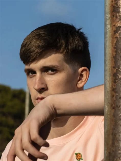 Is Austin Reaves a Billionaire by 2026? Find Out Now! - Veja Store Site