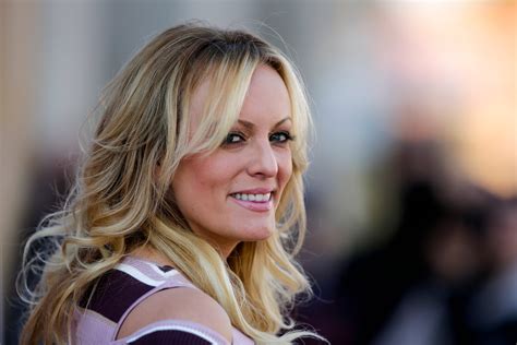 5 Ohio police officers face punishment over arrest of Stormy Daniels at
