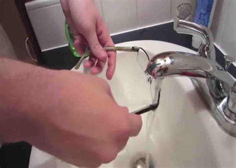 how to deep clean glasses